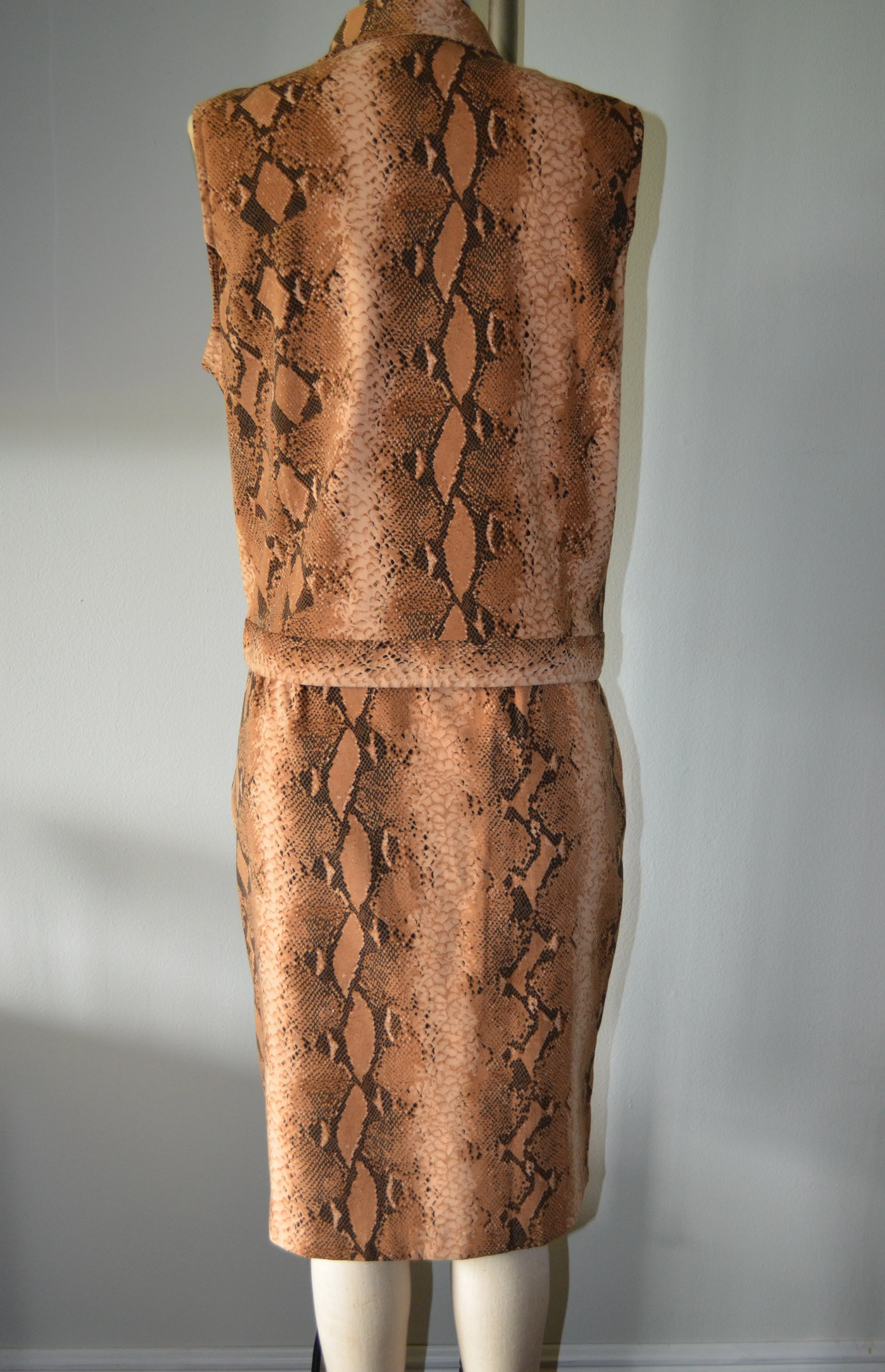 80s Kristen and Hayley snake pattern Skirt Vest suit