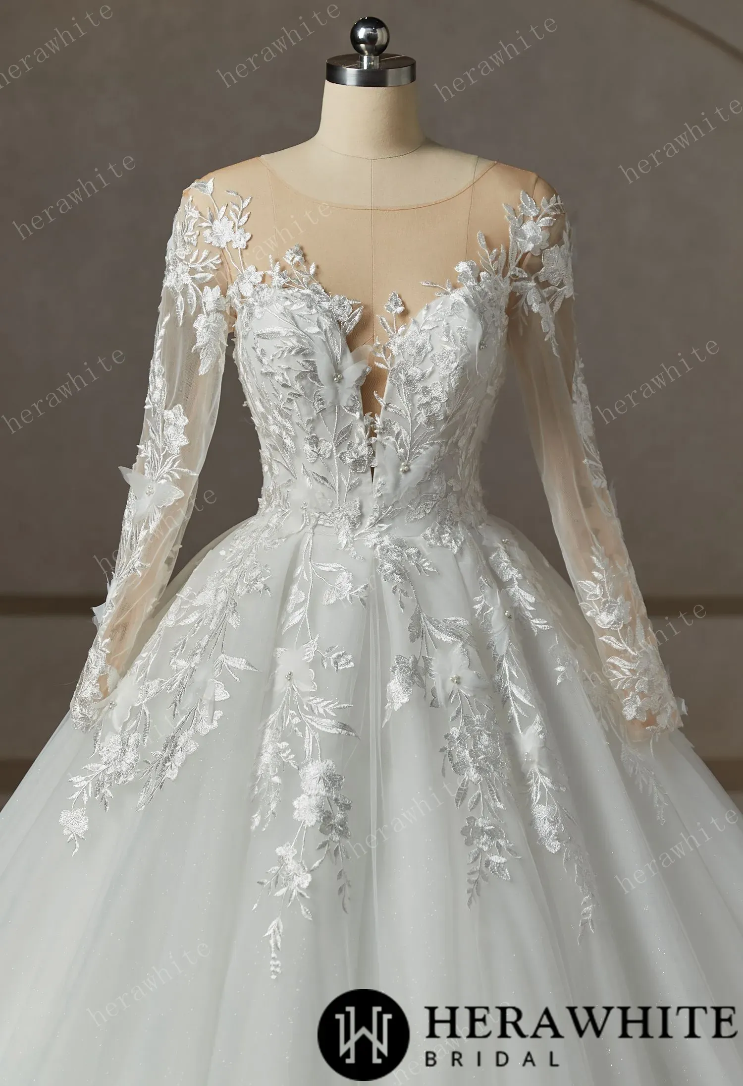 Floral Lace Wedding Dress With Long Sleeve